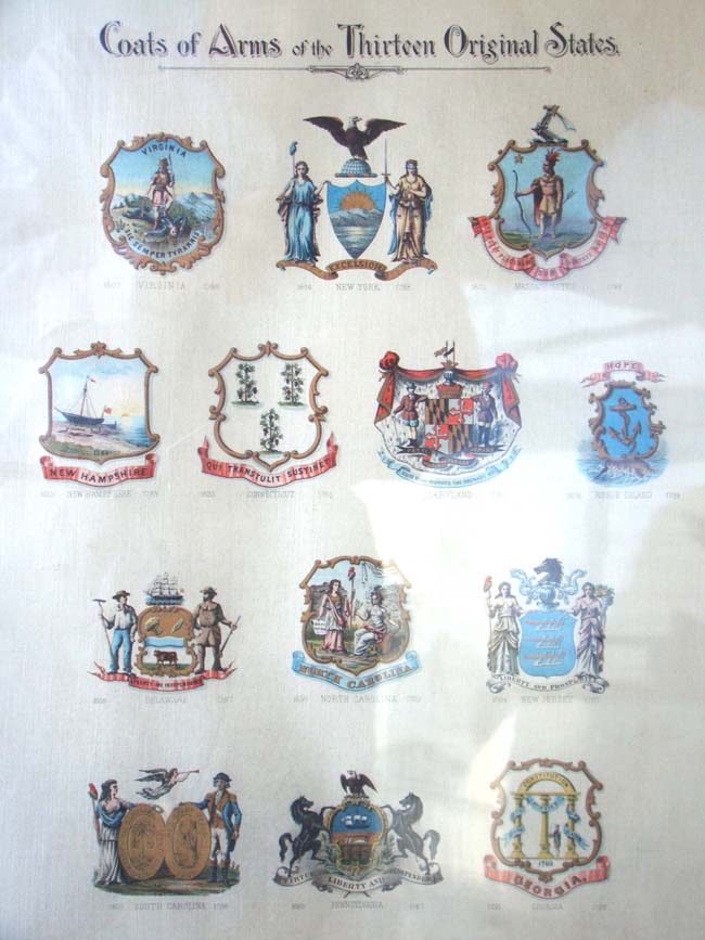 A FABULOUS PRINTED SILK DEPICTION OF THE COATS OF ARMS OF THE ORIGINAL 13 STATES circa 1895 — image 3